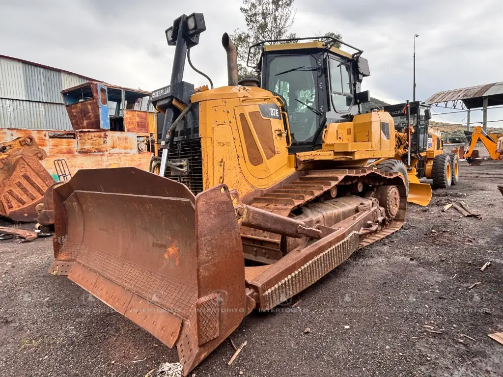 CAT D7E 0142 (1)_13_11zon.webp