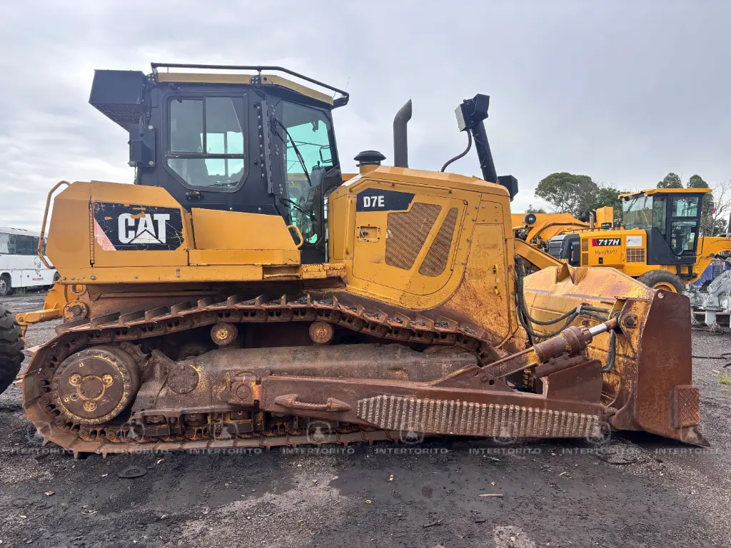 CAT D7E 0142 (4)_2_11zon.webp