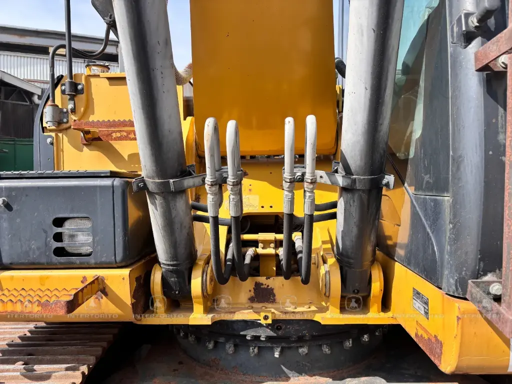 CAT 320D 9595 (8)_19_11zon.webp
