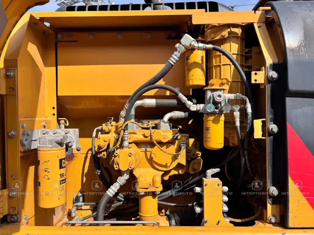 CAT 320D 9595 (13)_5_11zon.webp