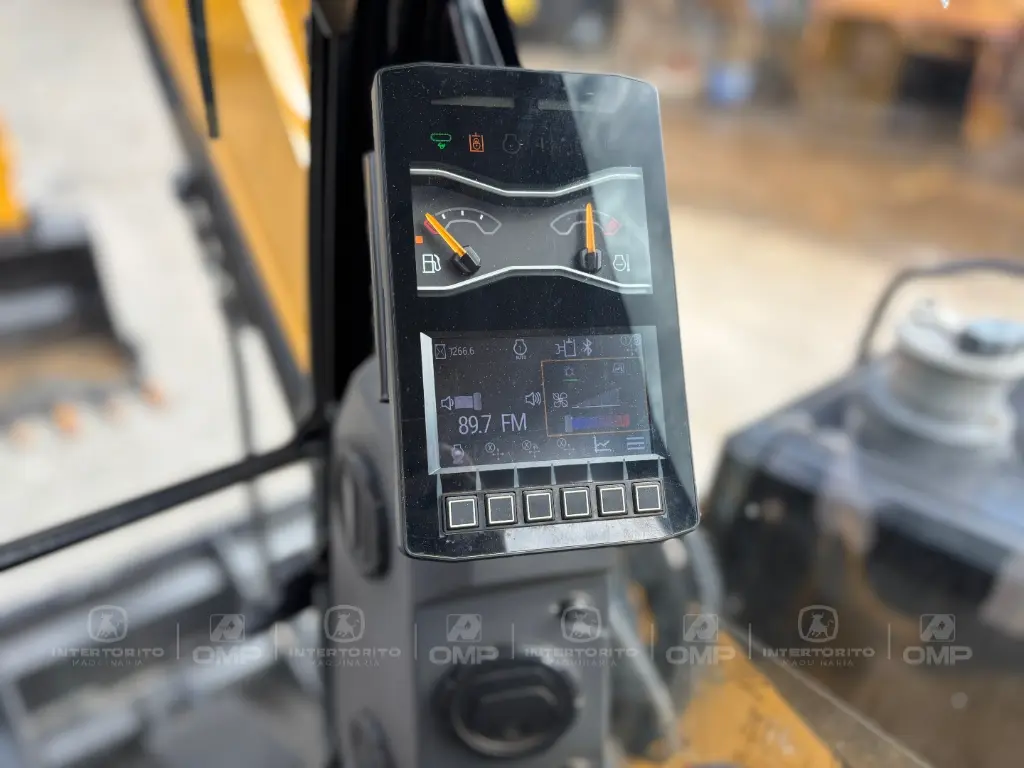 CAT 306 0319 (17).webp