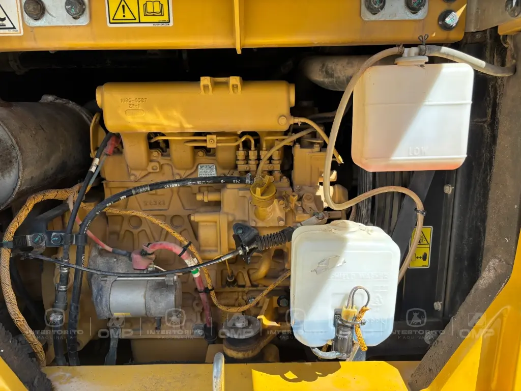 CAT 307 0327 (12).webp
