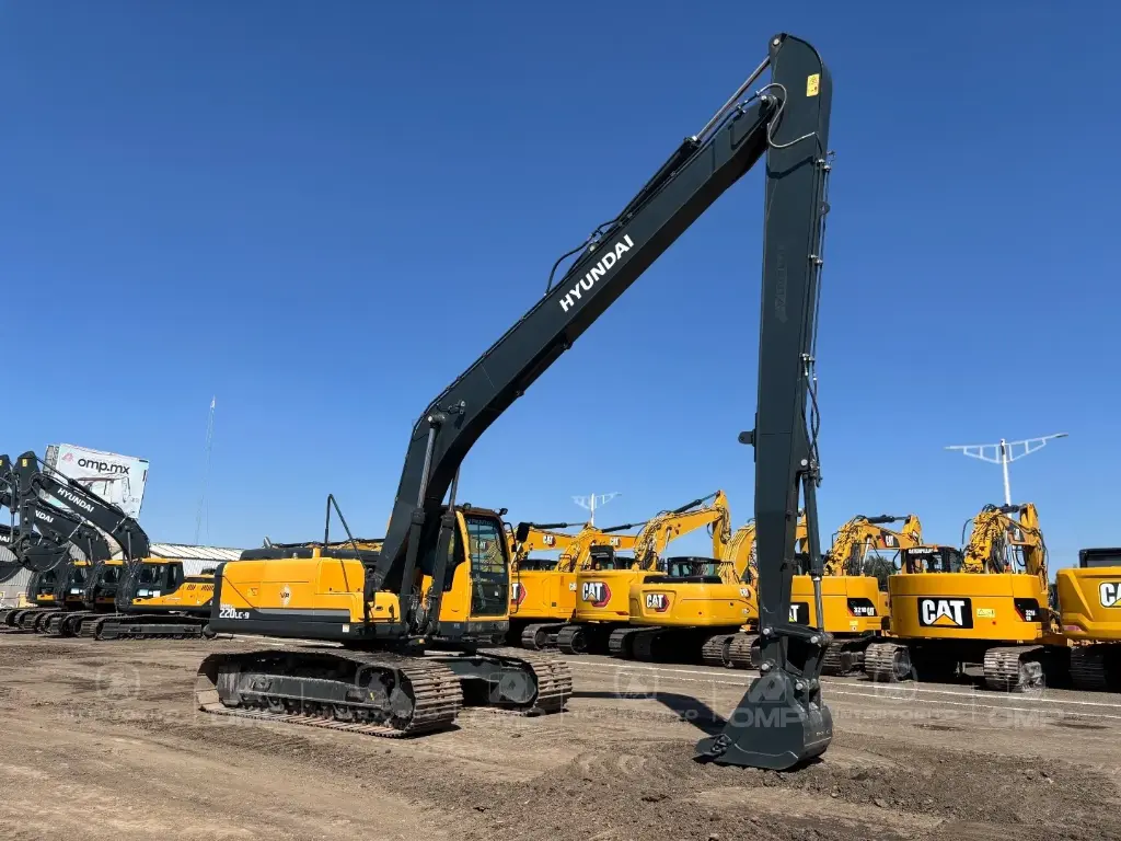 Excavadora Hyundai R220LC-95B