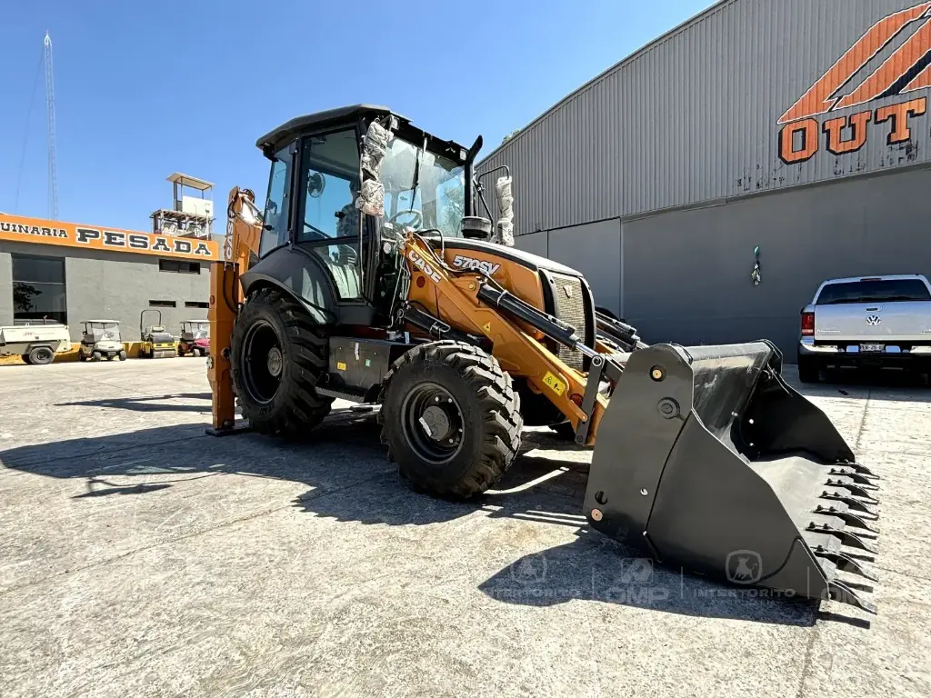 Retroexcavadora CASE 570SV  