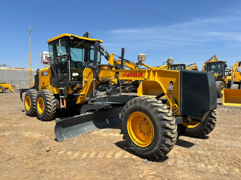 Motoniveladora SINOMACH 722 H