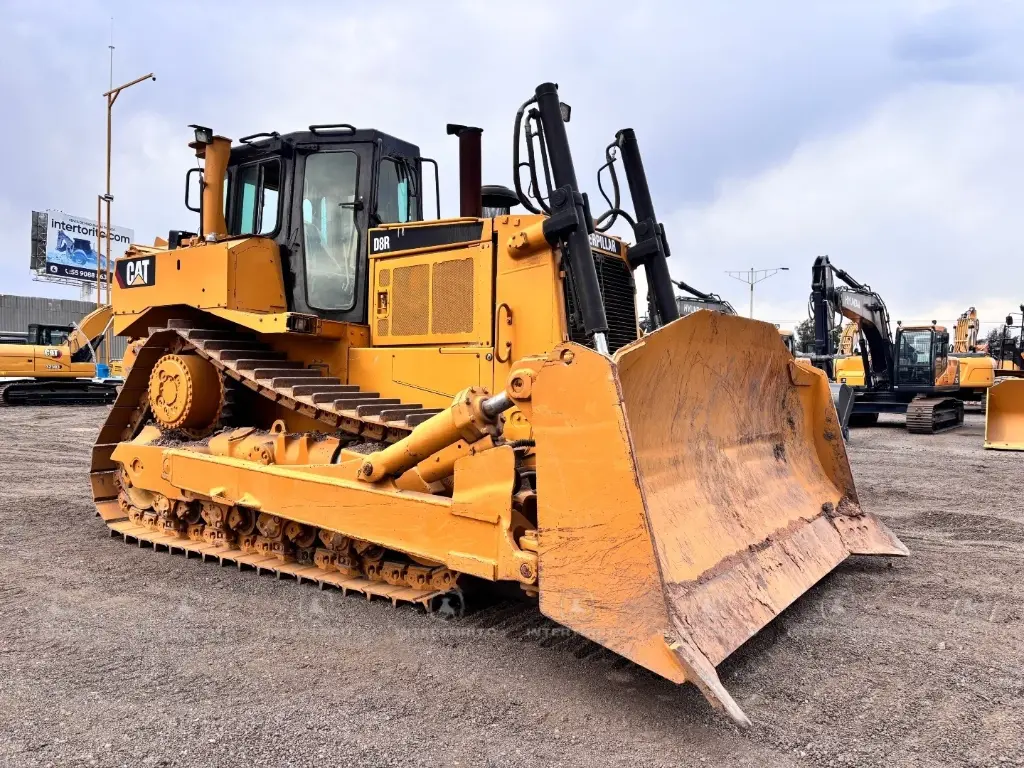 Tractor CAT D8R