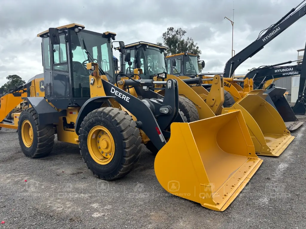 Cargador Frontal JHON DEERE 444G Tier