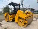 Vibrocompactador Tandem CAT CB64