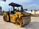 Vibrocompactador Tandem CAT CB13