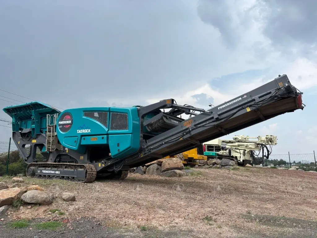 Trituradora de piedra TEREX Powerscreen PT400X (Power Trak)
