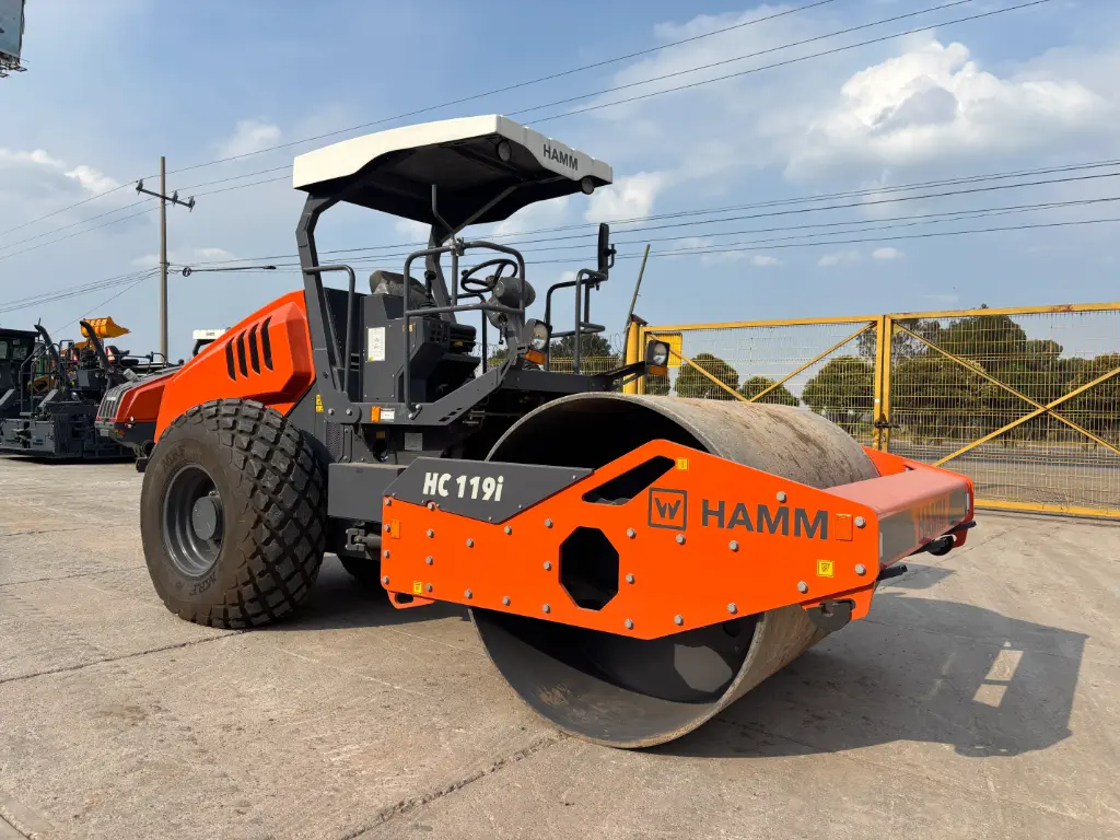 Vibrocompactador HAMM HC119i