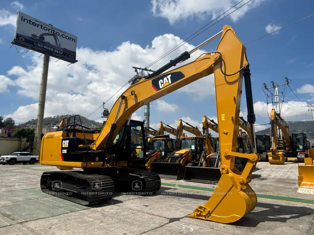 Excavadora CAT 320E