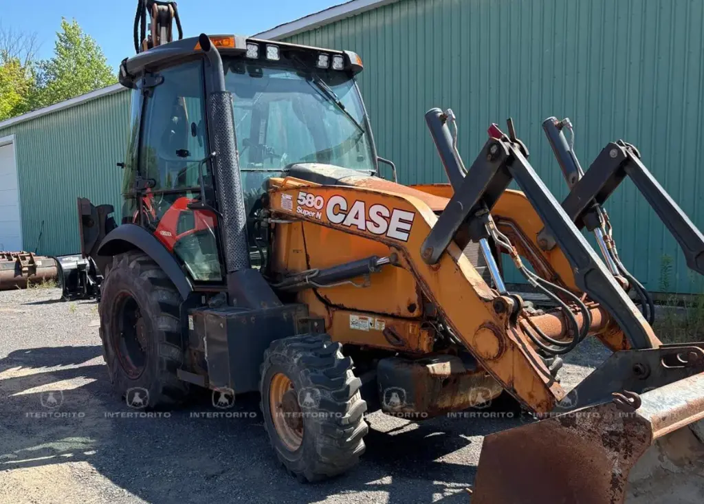 Retroexcavadora CASE 580 SN