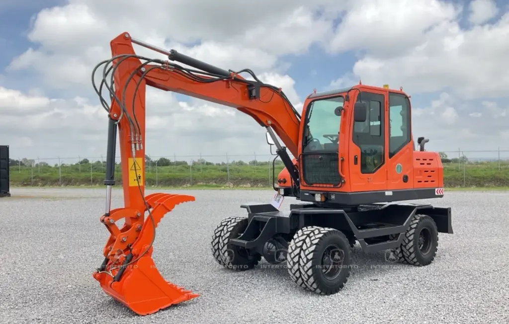 Excavadora HONGWING HW75S-8A