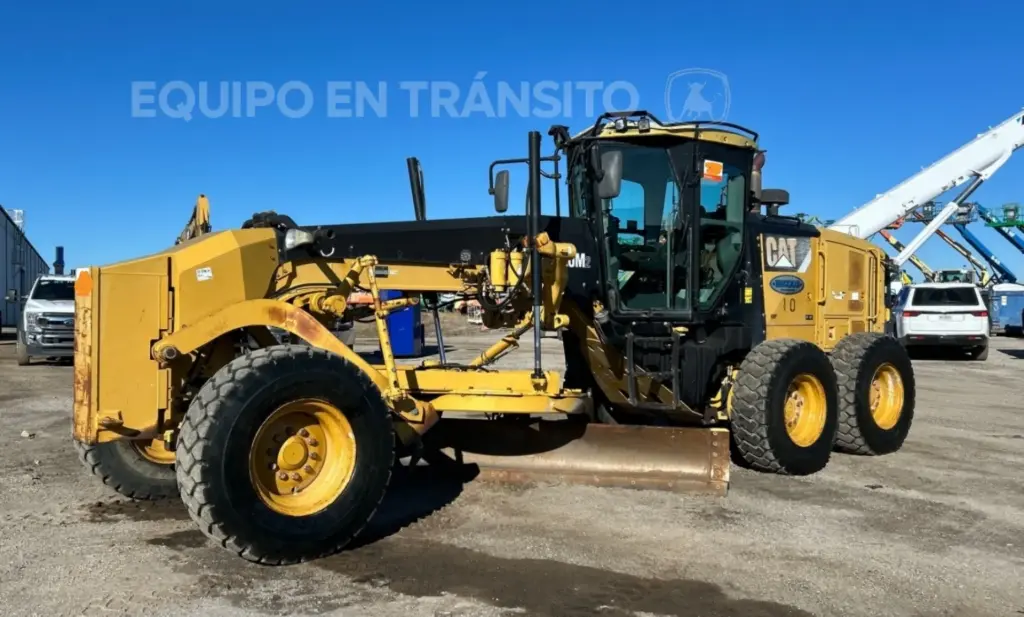 Motoniveladora CAT 120M2
