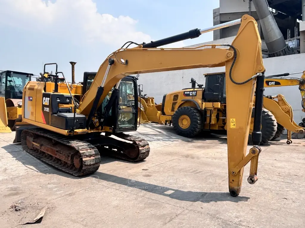 Excavadora CAT 312E