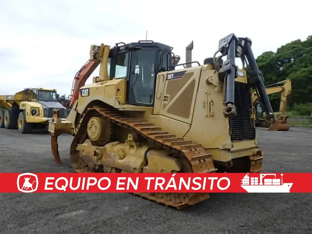 Tractor CAT D8T