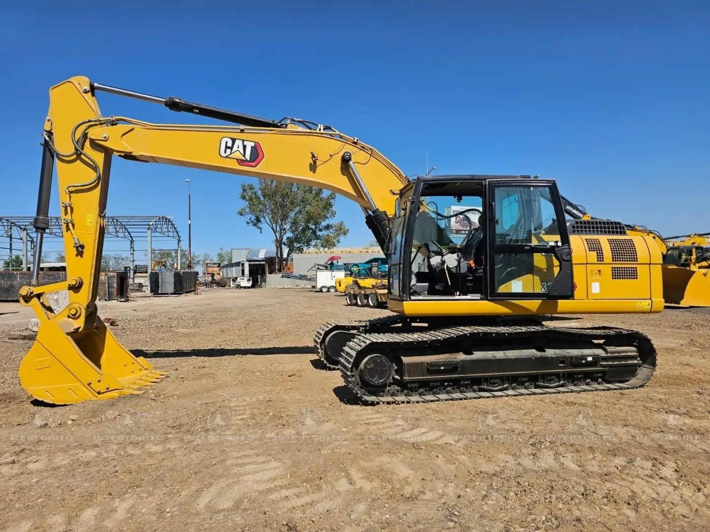 EXCAVADORA CAT 323 D3 GSR10048