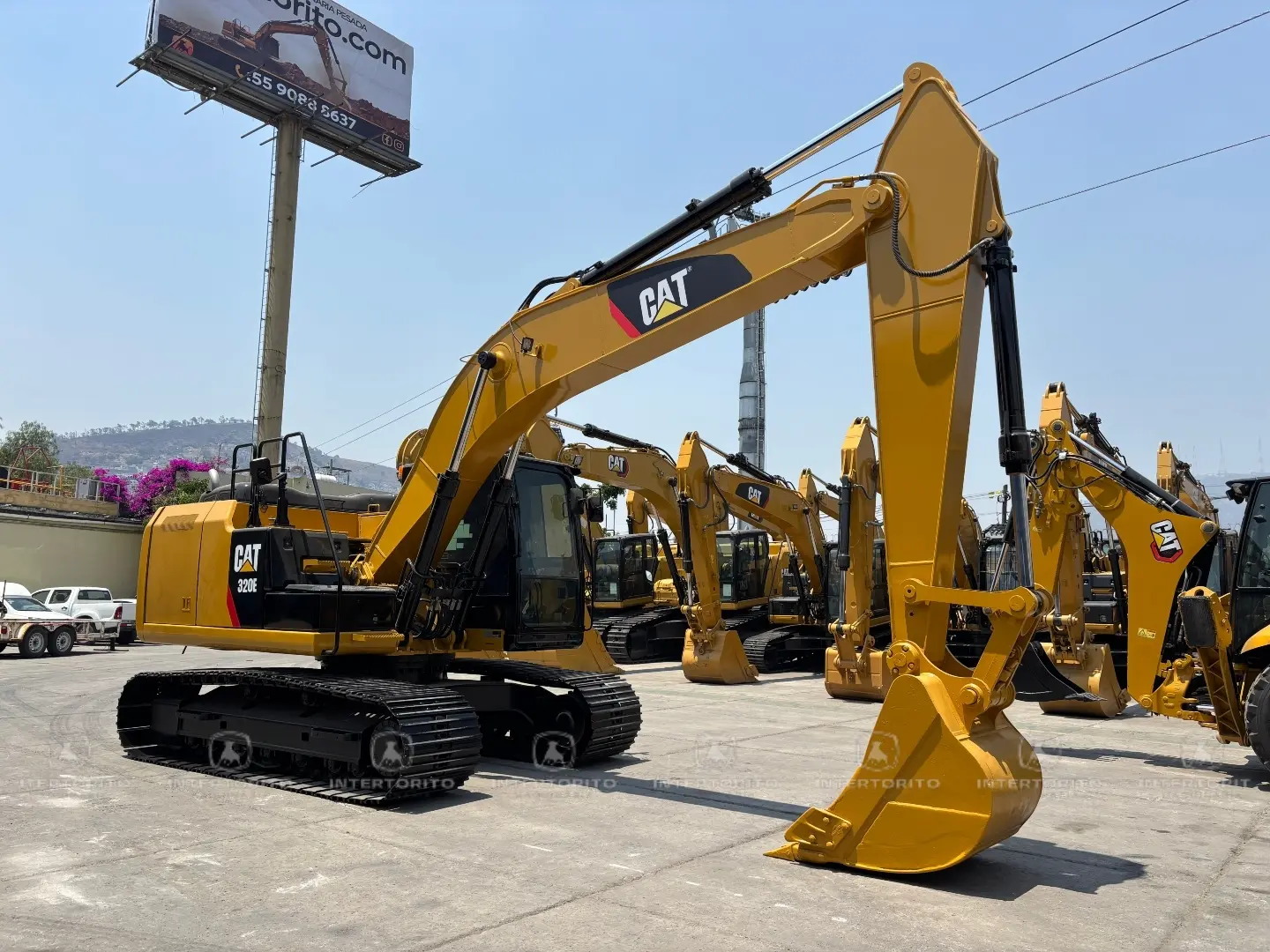 EXCAVADORA CAT 320E CSXE02835