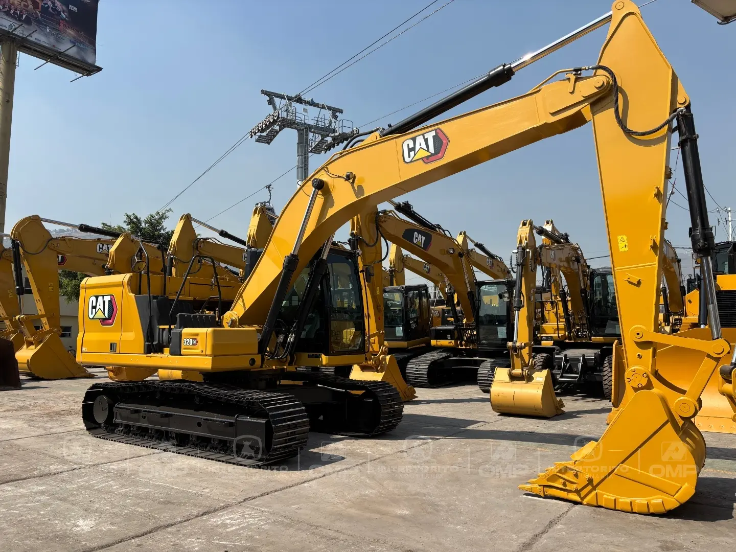 EXCAVADORA CAT 320GC DKJ22436 