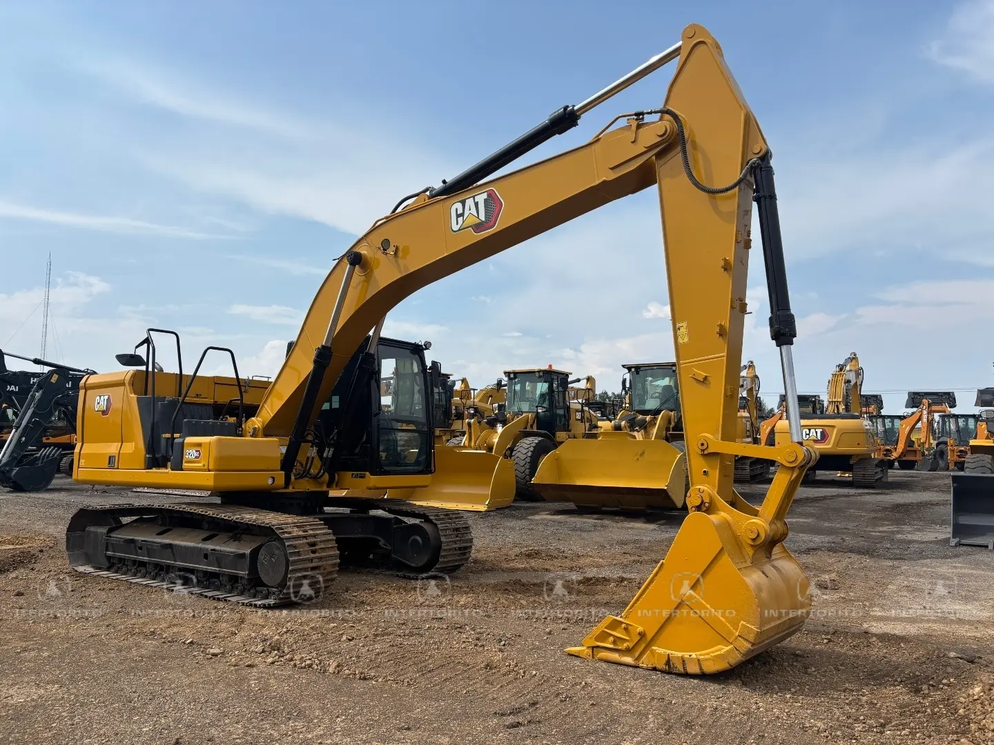 EXCAVADORA CAT 320GC DKJ21969