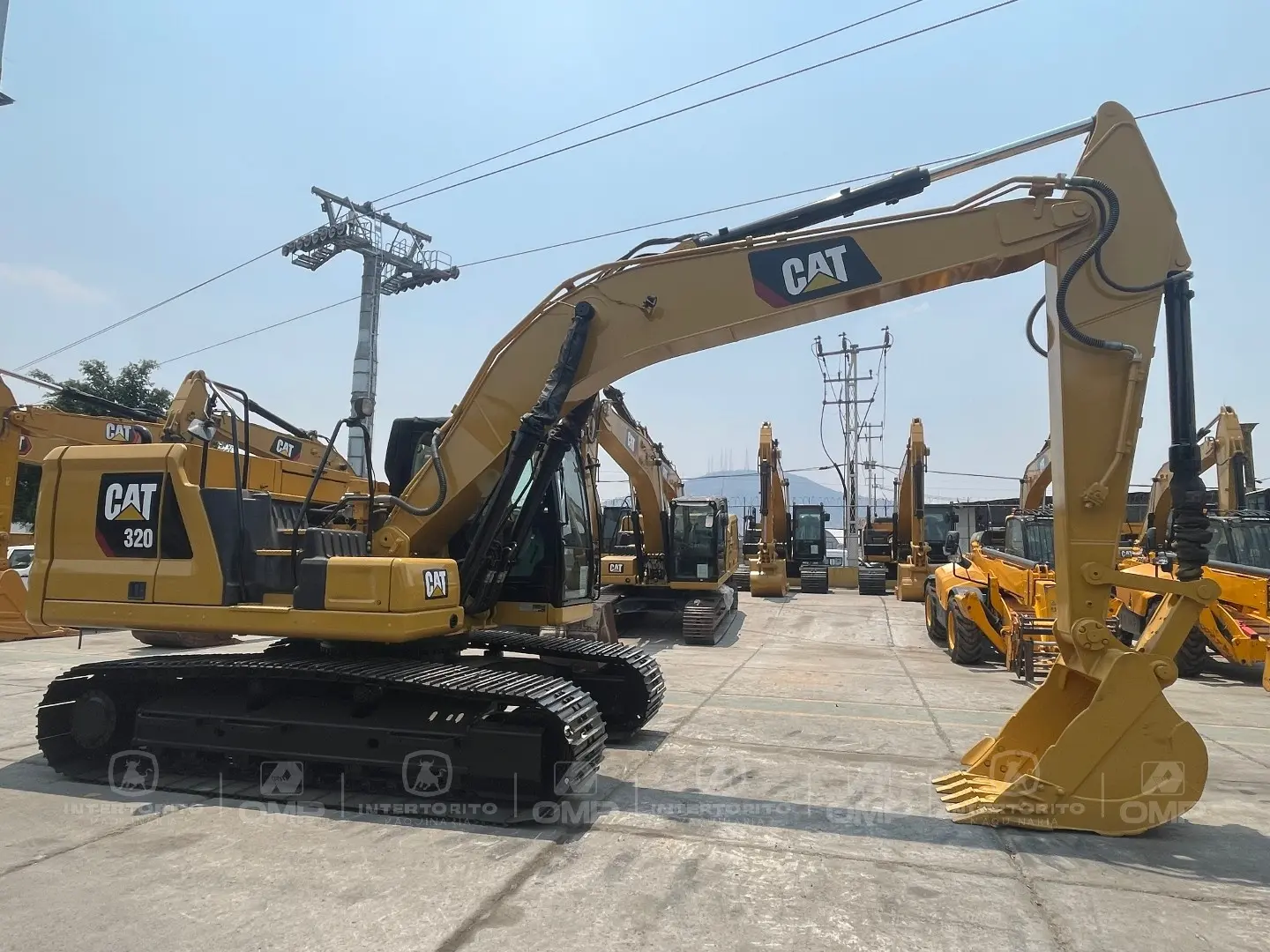 EXCAVADORA CAT 320 HEX00415