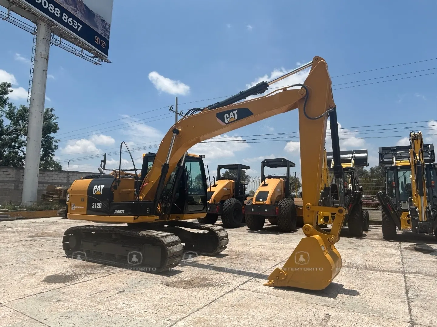 EXCAVADORA CAT 312D FBJ03439