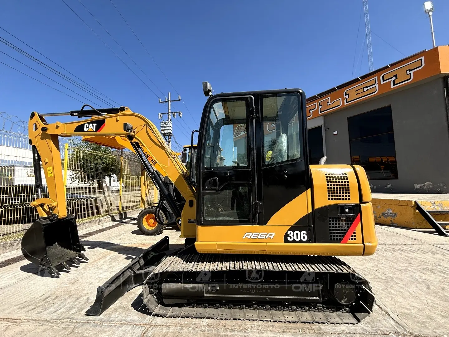EXCAVADORA CAT 306 MXH00504
