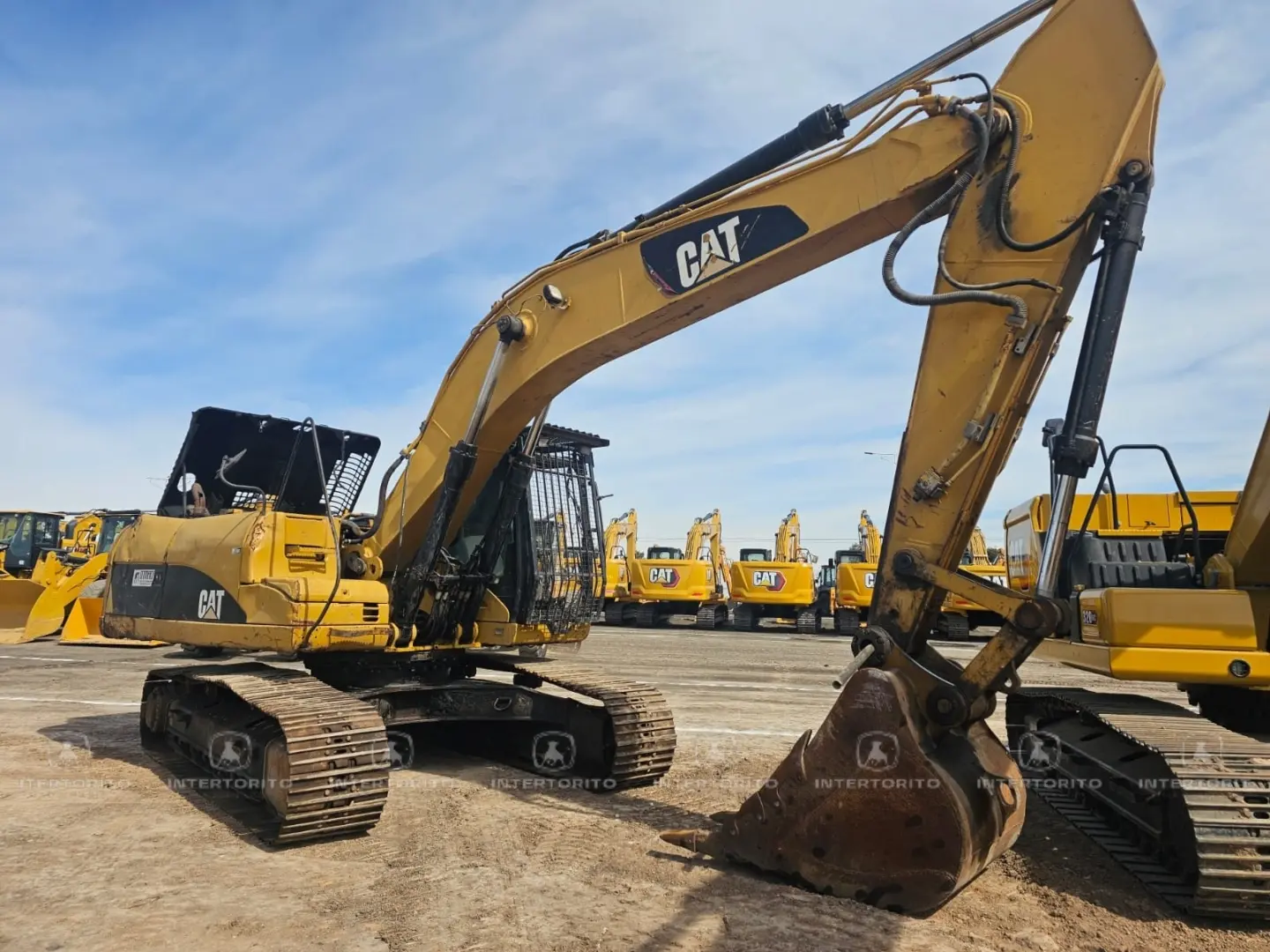 EXCAVADORA CAT 329E  PLW00243