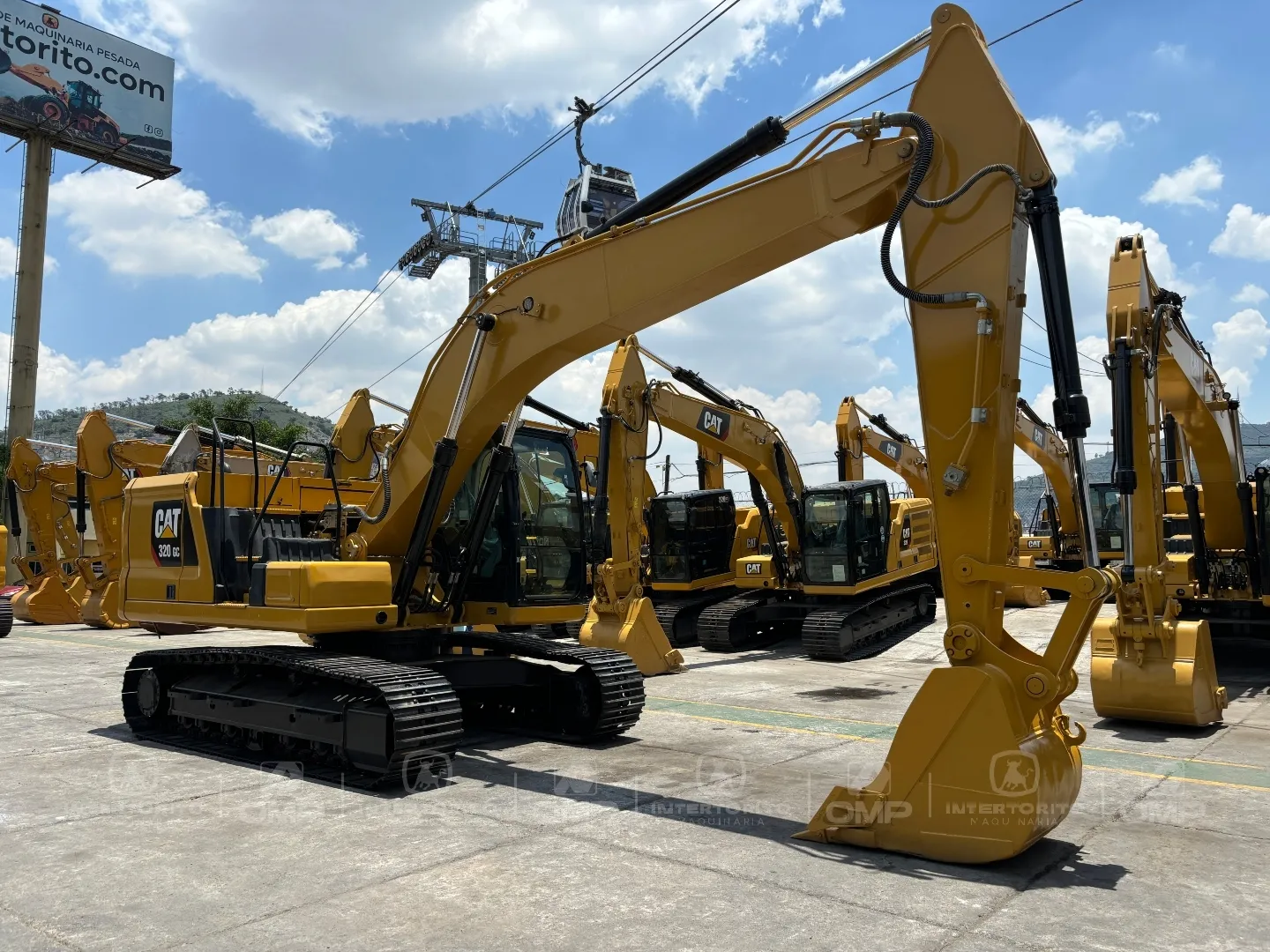 Excavadora CAT 320GC