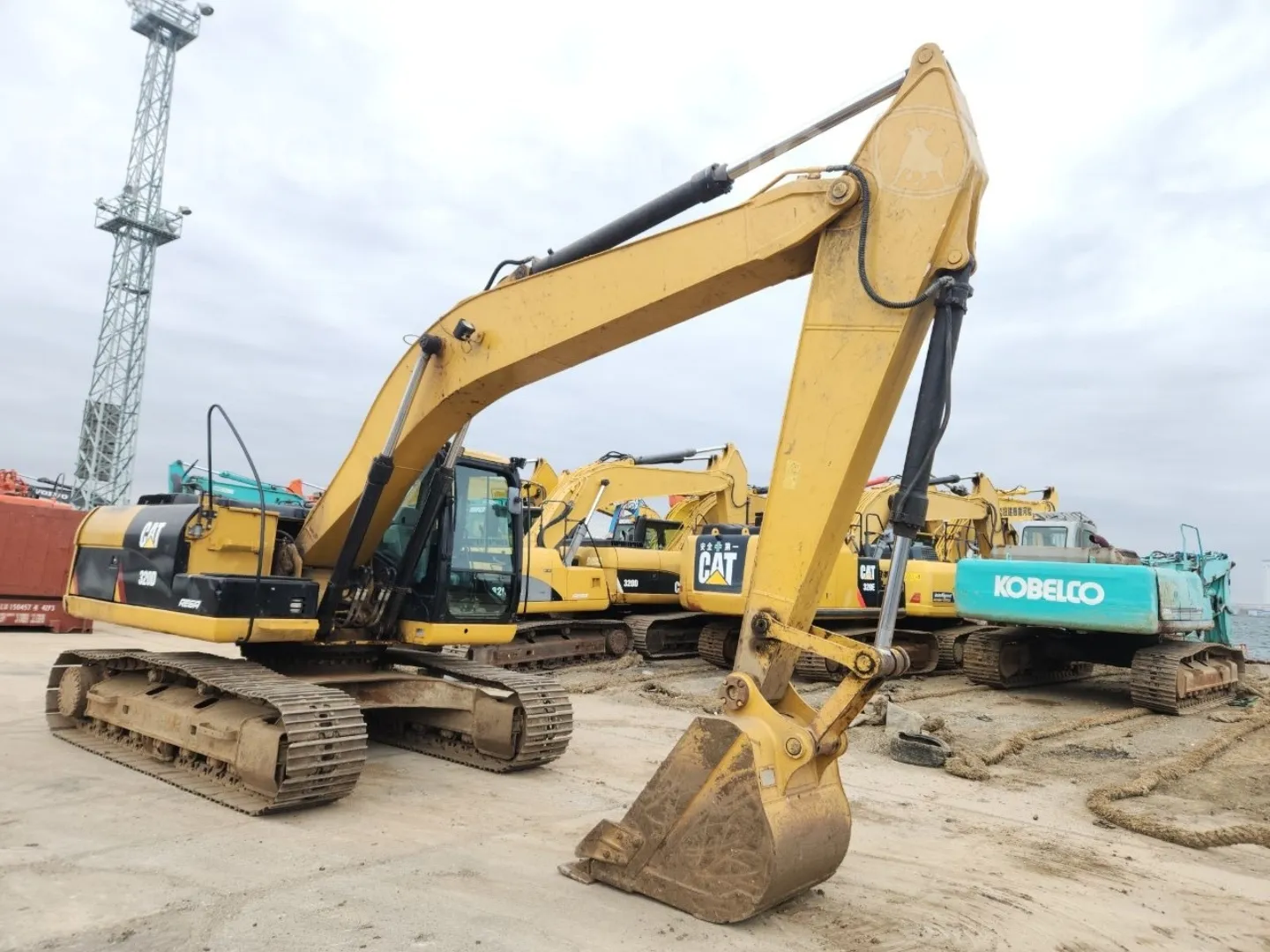 Excavadora CAT 320D 