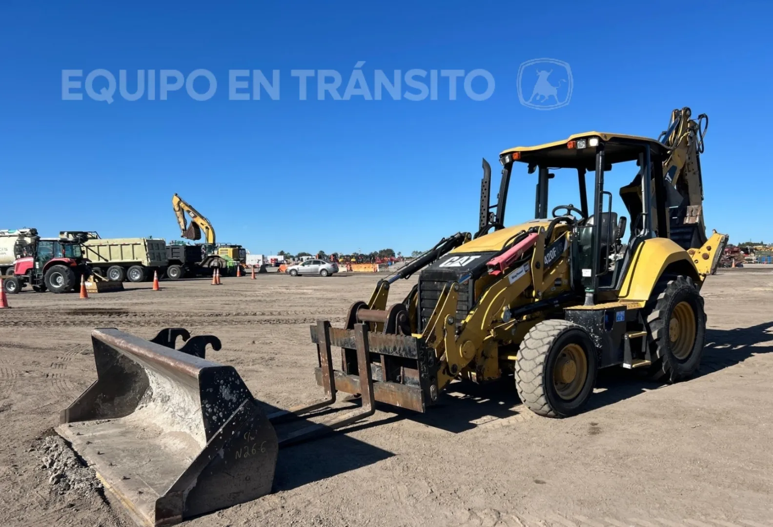 Retroexcavadora CAT 420F2 IT