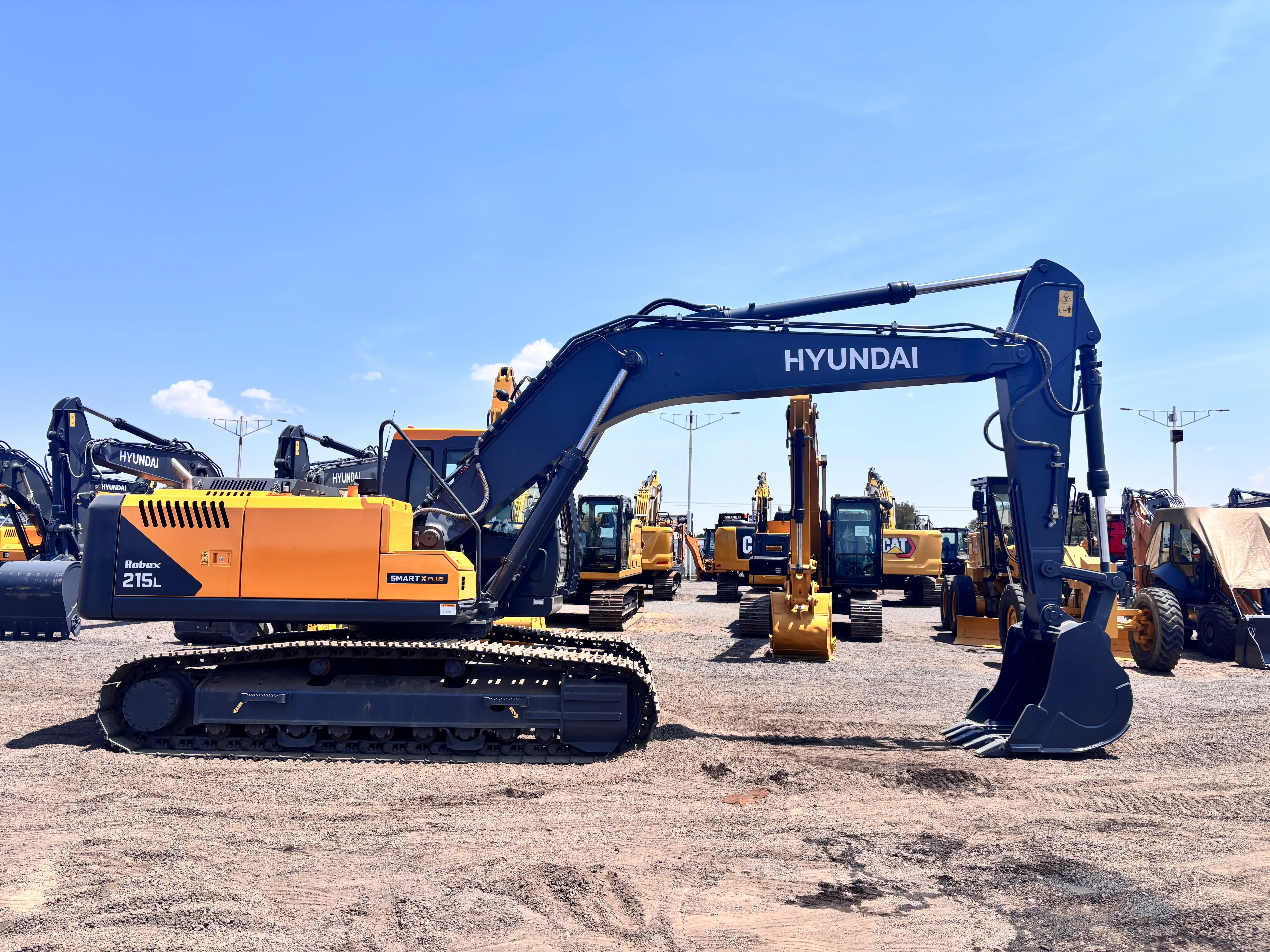 Excavadora Hyundai R215L
